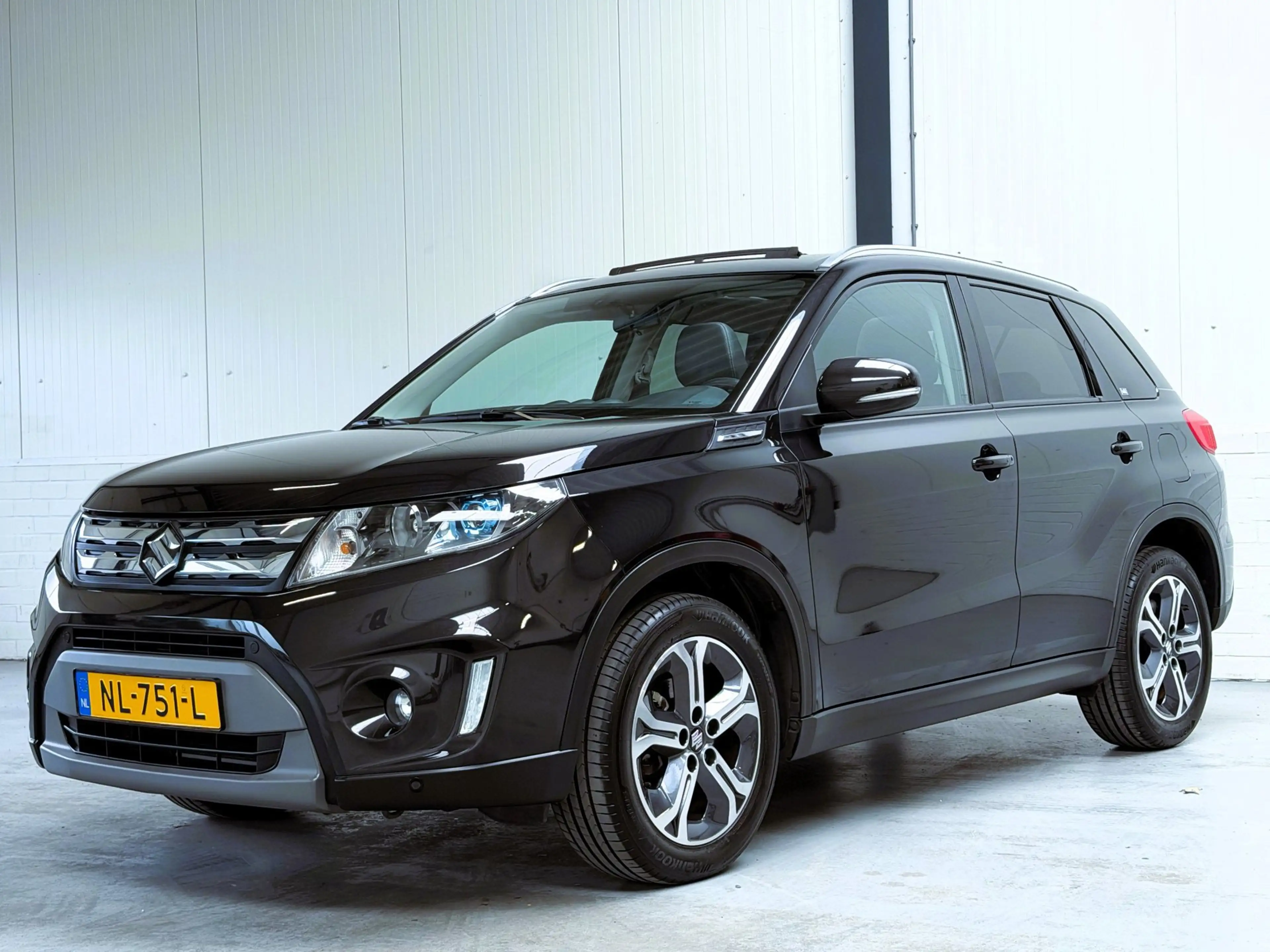 Suzuki Vitara 1.6 High Executive|Pano|Org NL|Trekhaak|Alle Optie — photo 2