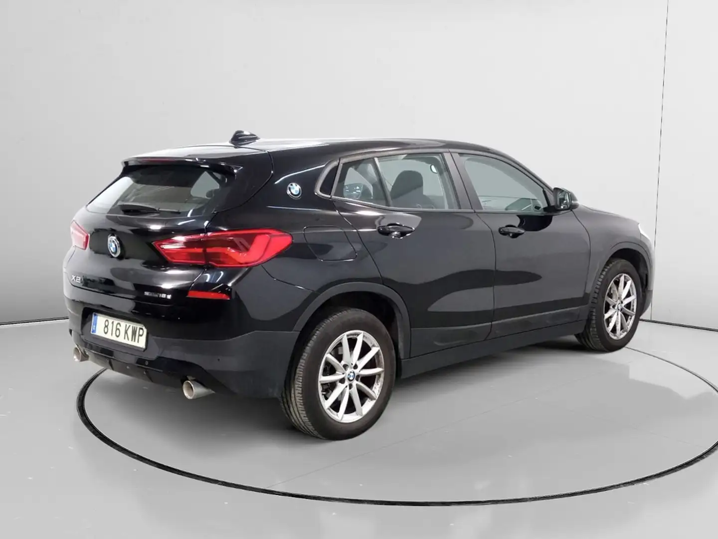 BMW X2 sDrive 18dA Negro - 2