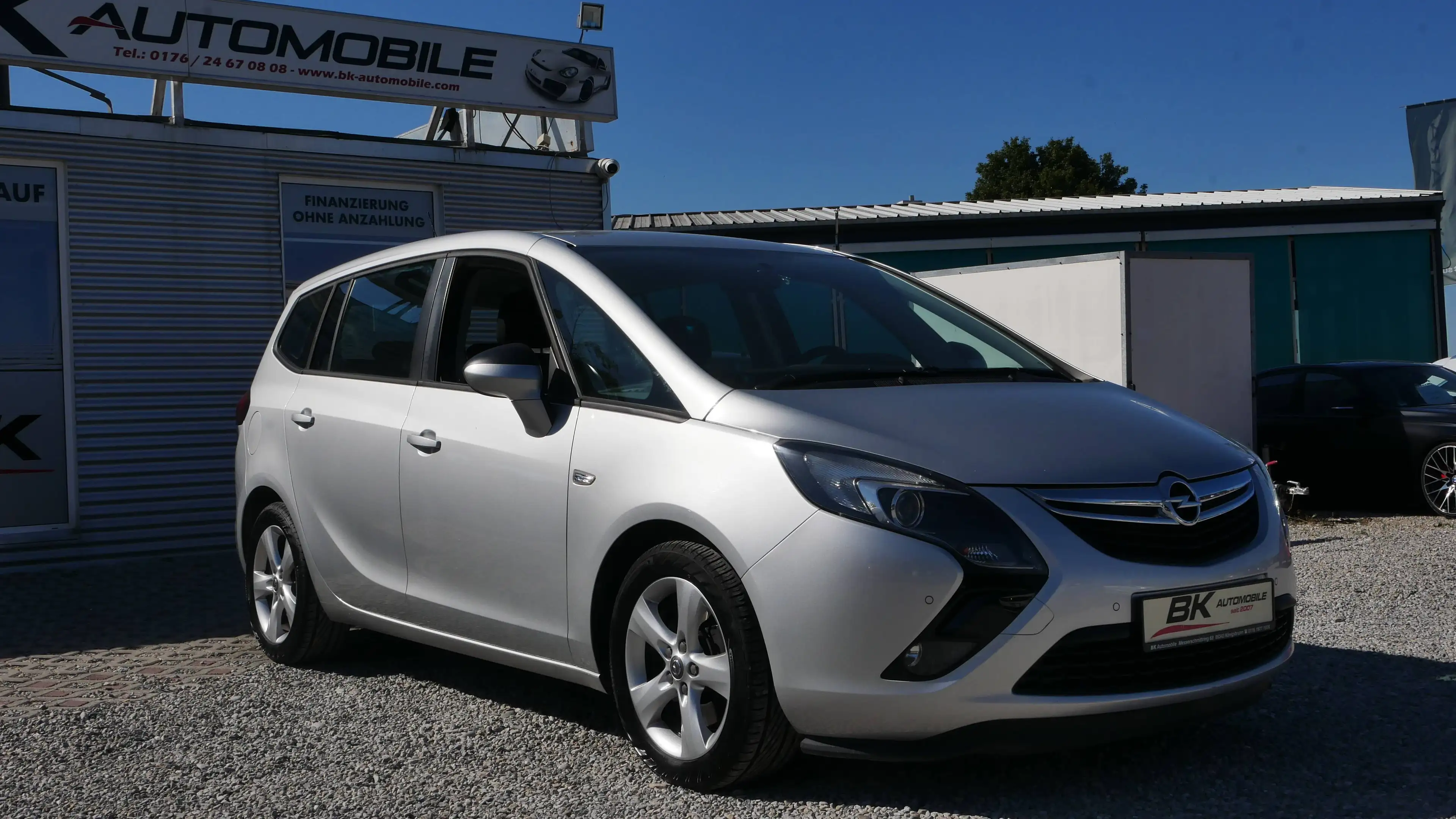 Opel Zafira Tourer Automatikgetriebe Scheckheft TÜV,- Kundendienst Neu Lenkrad,- Sitzheizung