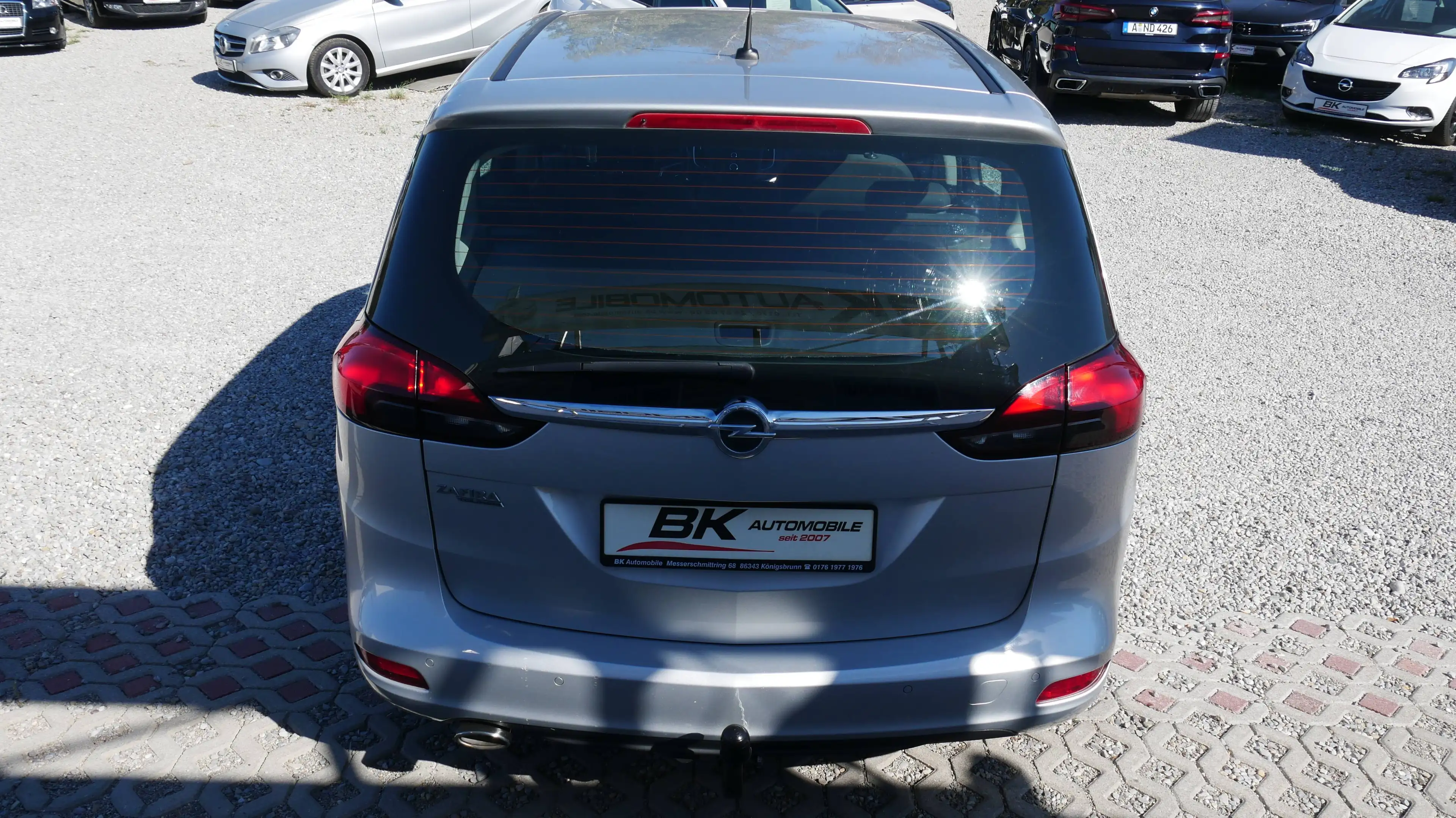 Opel Zafira Tourer Automatikgetriebe Scheckheft TÜV,- Kundendienst Neu Lenkrad,- Sitzheizung — photo 4