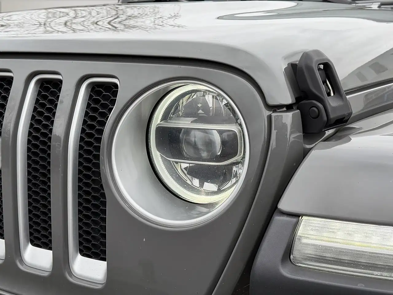 Jeep Wrangler снимка Jeep Wrangler