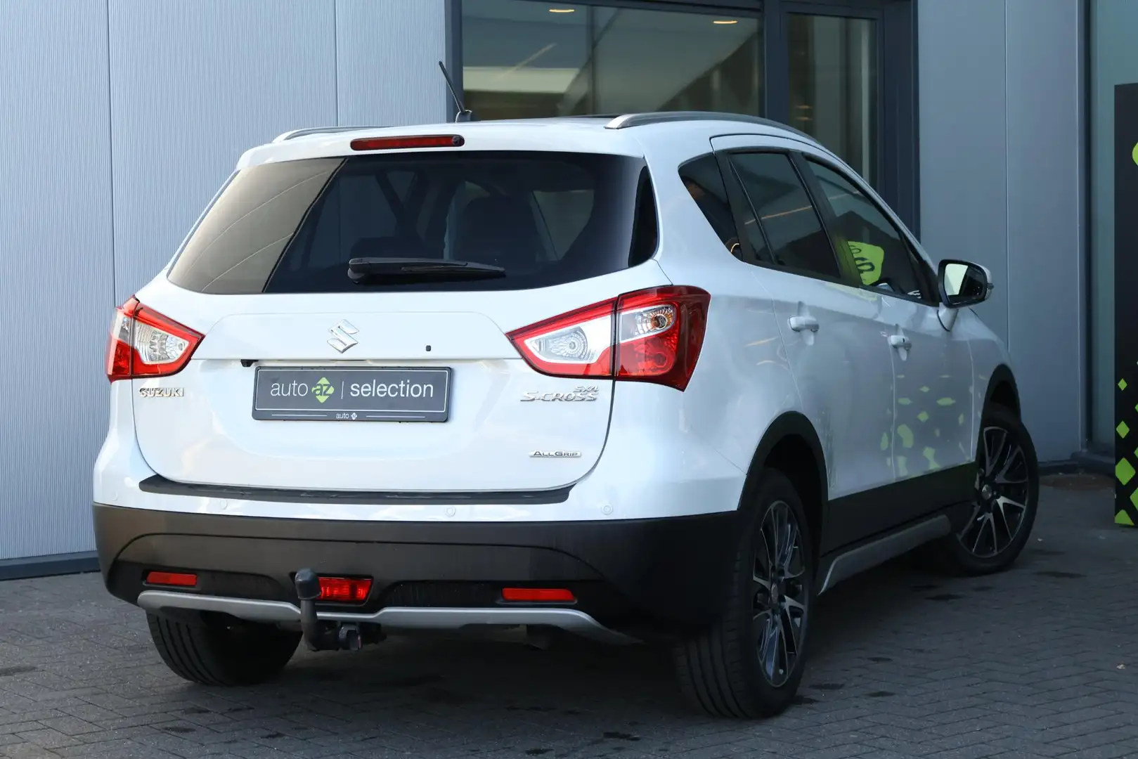 Suzuki SX4 S-Cross 1.6 High Executive AllGrip Alb - 2