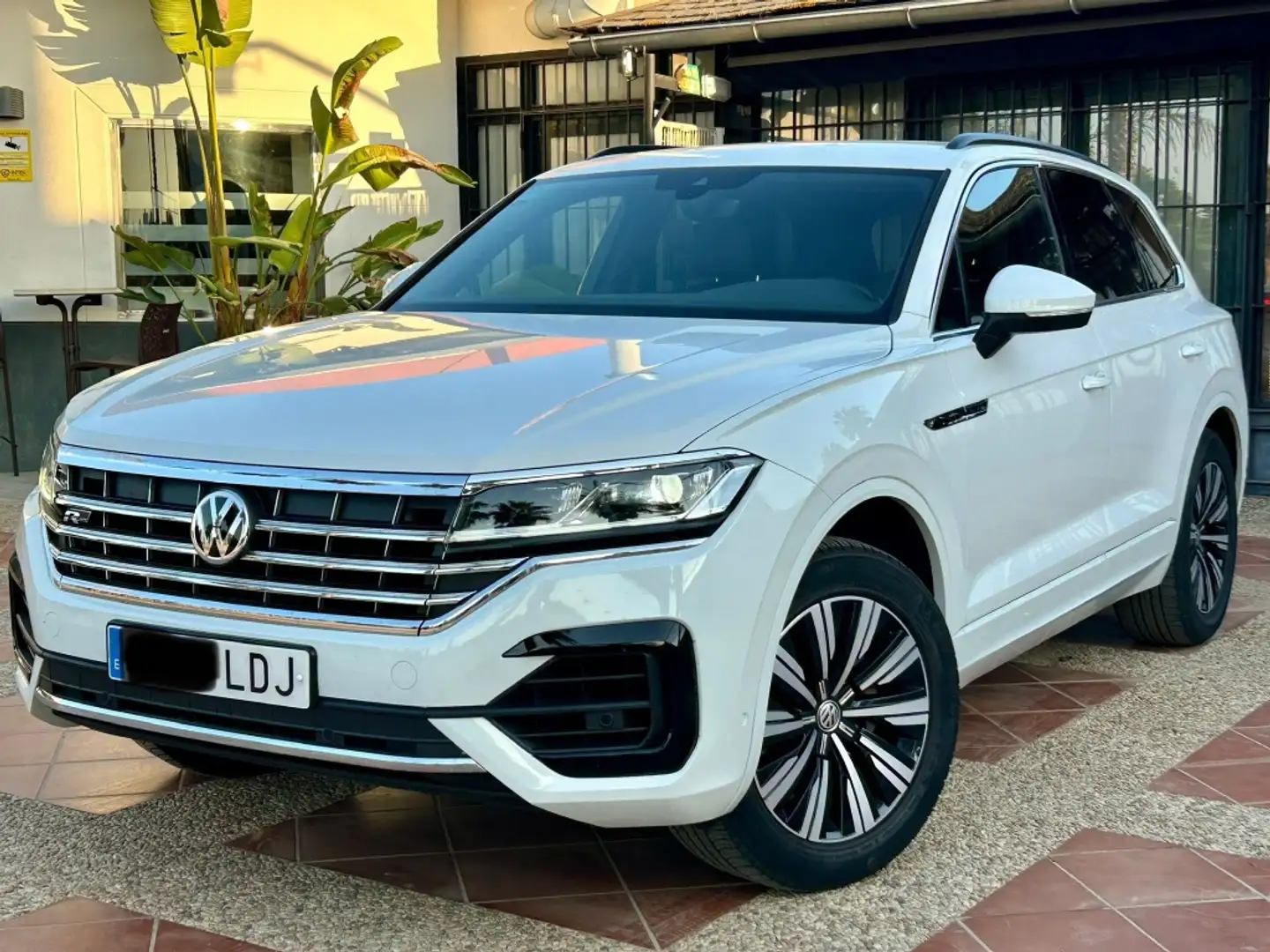 Volkswagen Touareg 3.0TDI V6 Pure Tiptronic 4Motion 170kW Blanc - 1