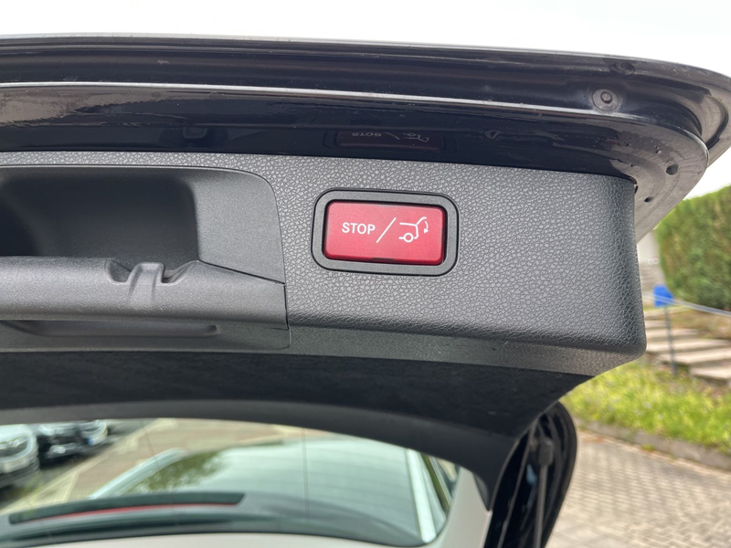 Mercedes-Benz E 400 d T-Modell 4Matic HUD/ACC/BURMESTER/LED — photo 6