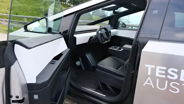 Tesla Cybertruck Cybertruck "foundation series" EU Zulassung Ansicht 2