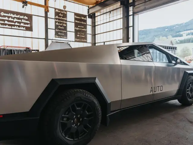Tesla Cybertruck Cybertruck "foundation series" EU Zulassung Ansicht 9