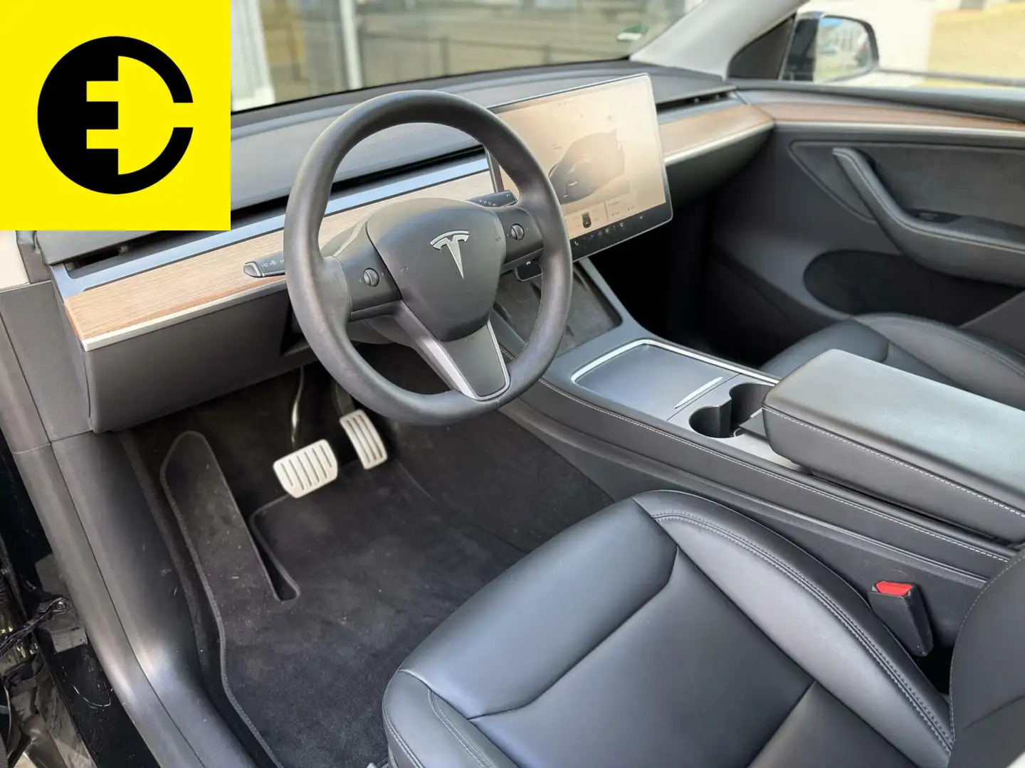 Tesla Model Y Performance 75 kWh | AutoPilot | Warmtepomp Zwart - 2