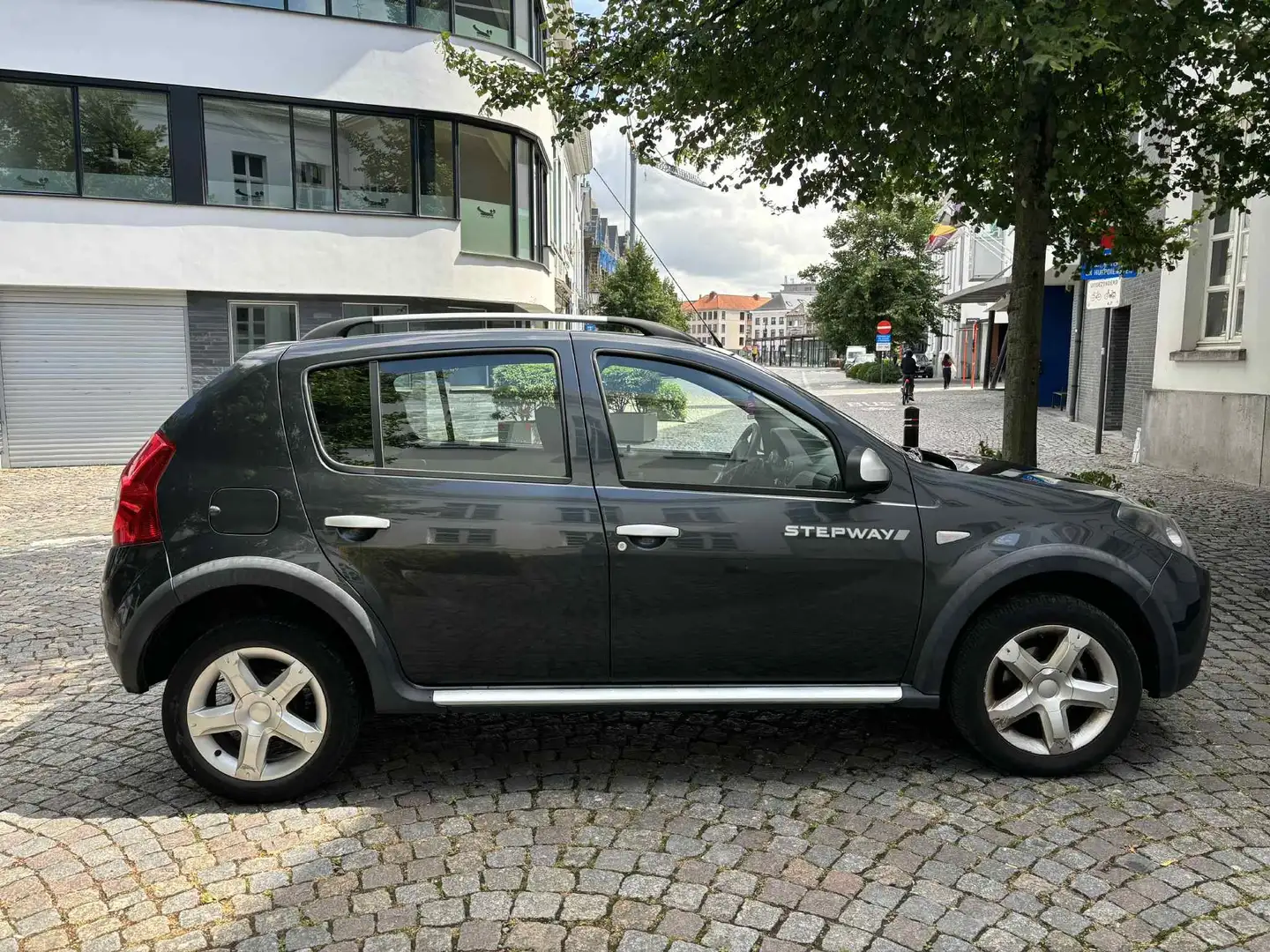 Dacia Sandero Sandero 1.6 MPI Stepway Noir - 2