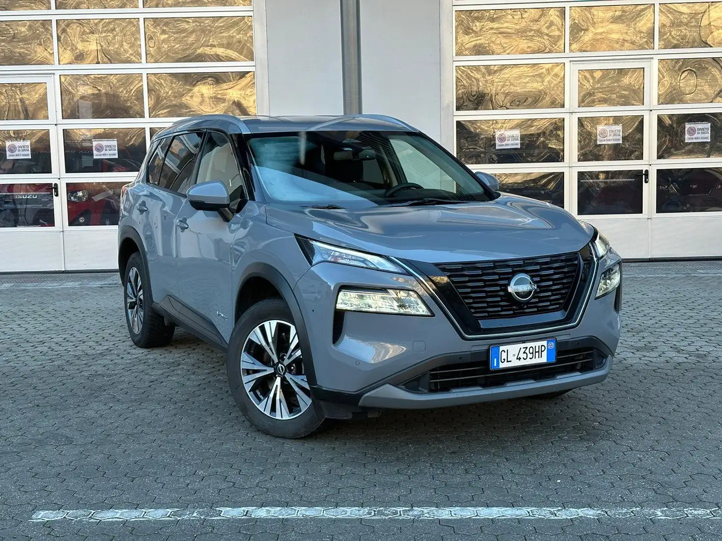 Nissan X-Trail 1.5 e-POWER N-Connecta e-4ORCE 4WD Auto 7p 2129384 Grau - 1