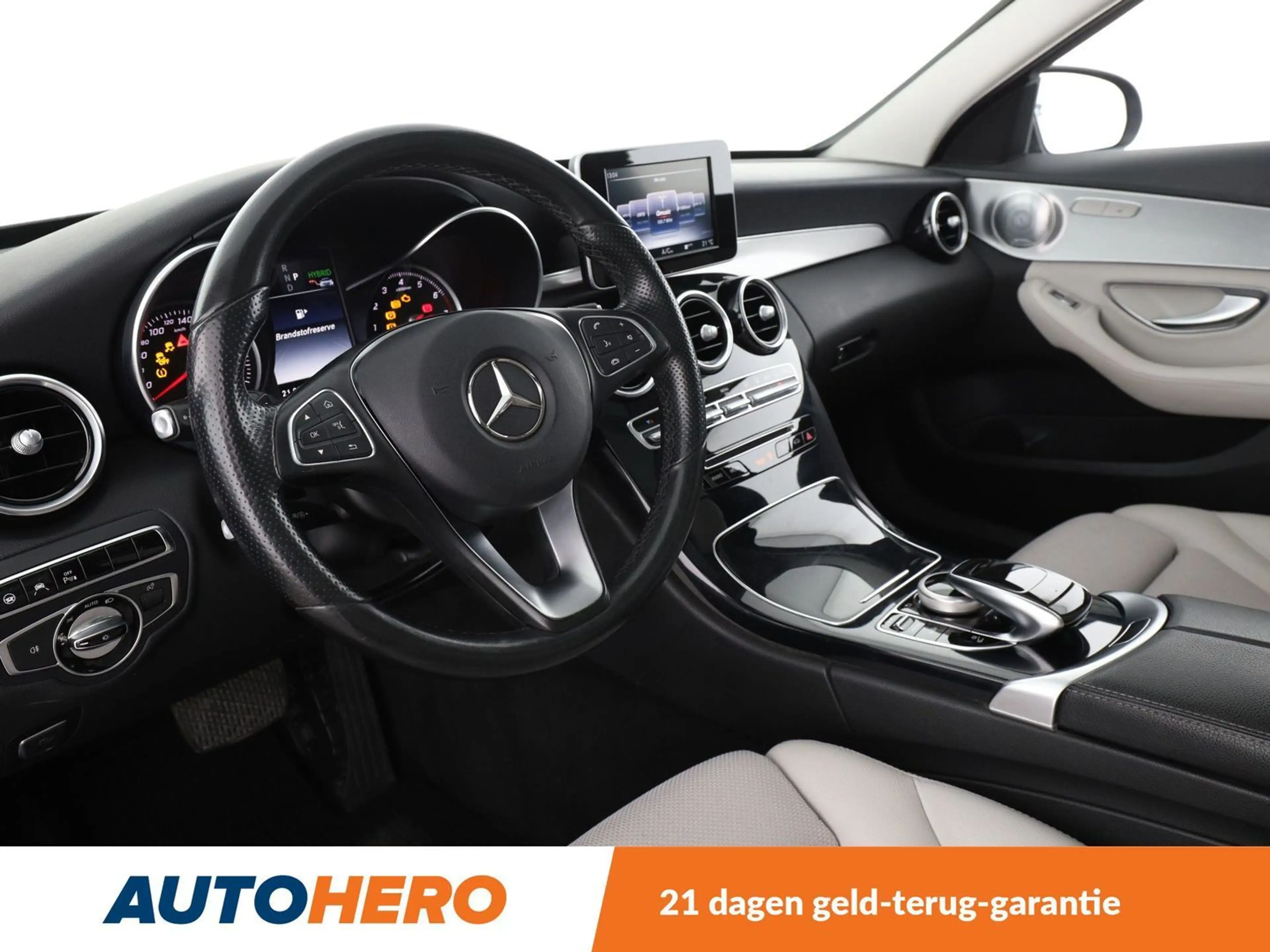 Mercedes-Benz C 350 C 350e T Avantgarde — photo 11
