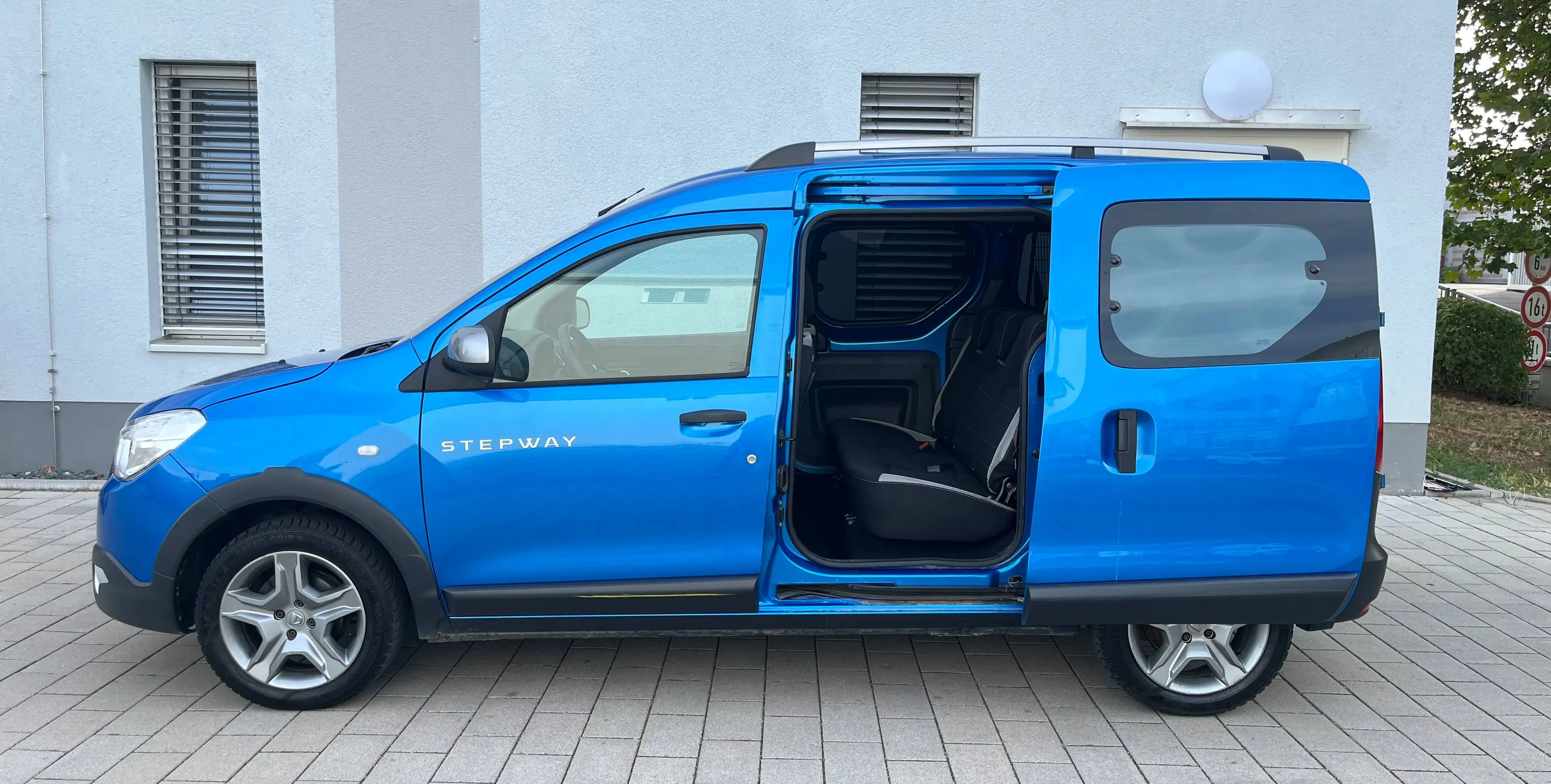 Dacia Dokker Stepway/ 1-Hand Nur/ 53000 T KM/Euro6/ klima / NAVI / TOP Zustand — photo 5