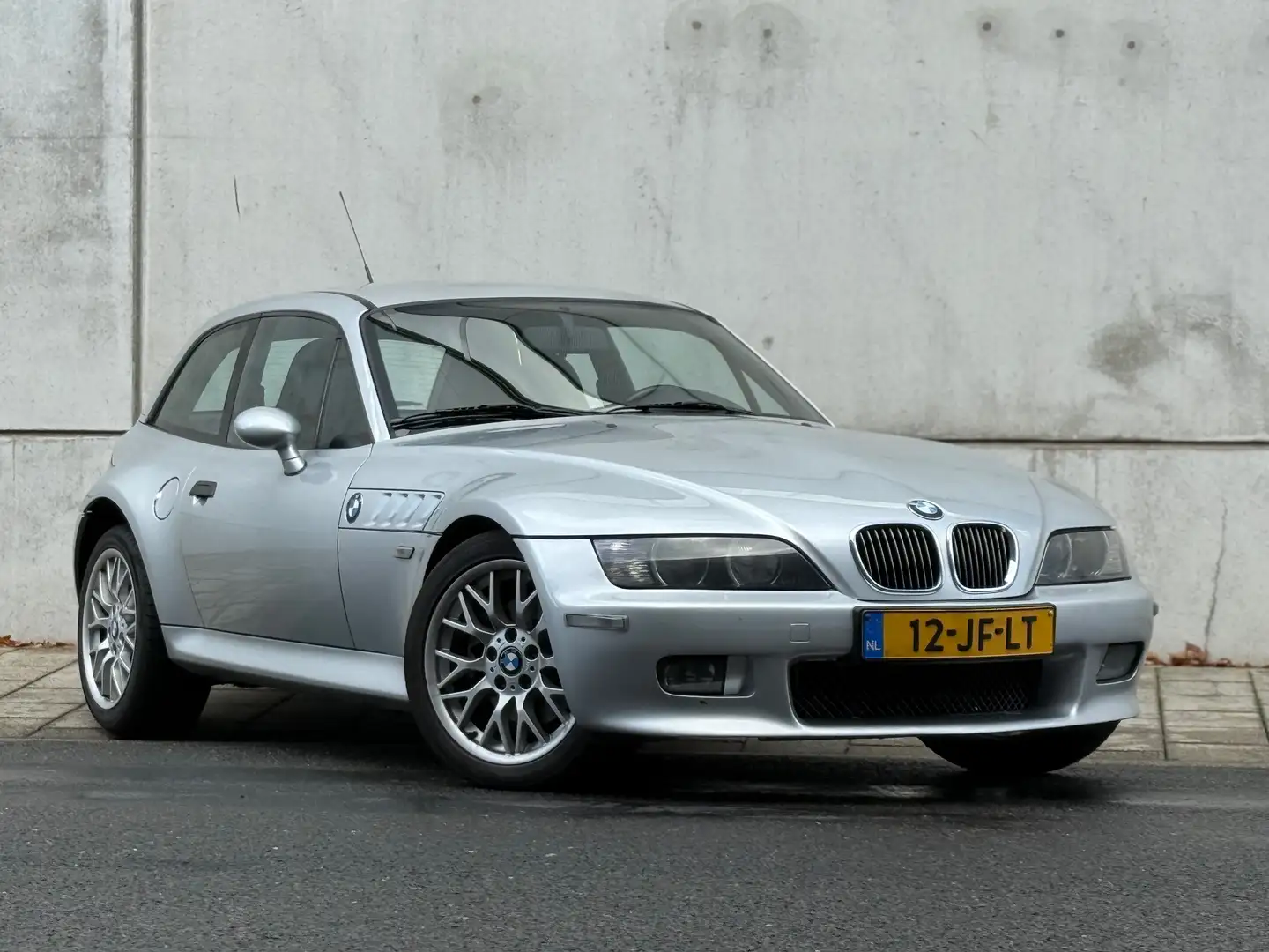 BMW Z3 Coupé 3.0i M-Sport, handgeschakeld, 1 eigenaar! Zilver - 1