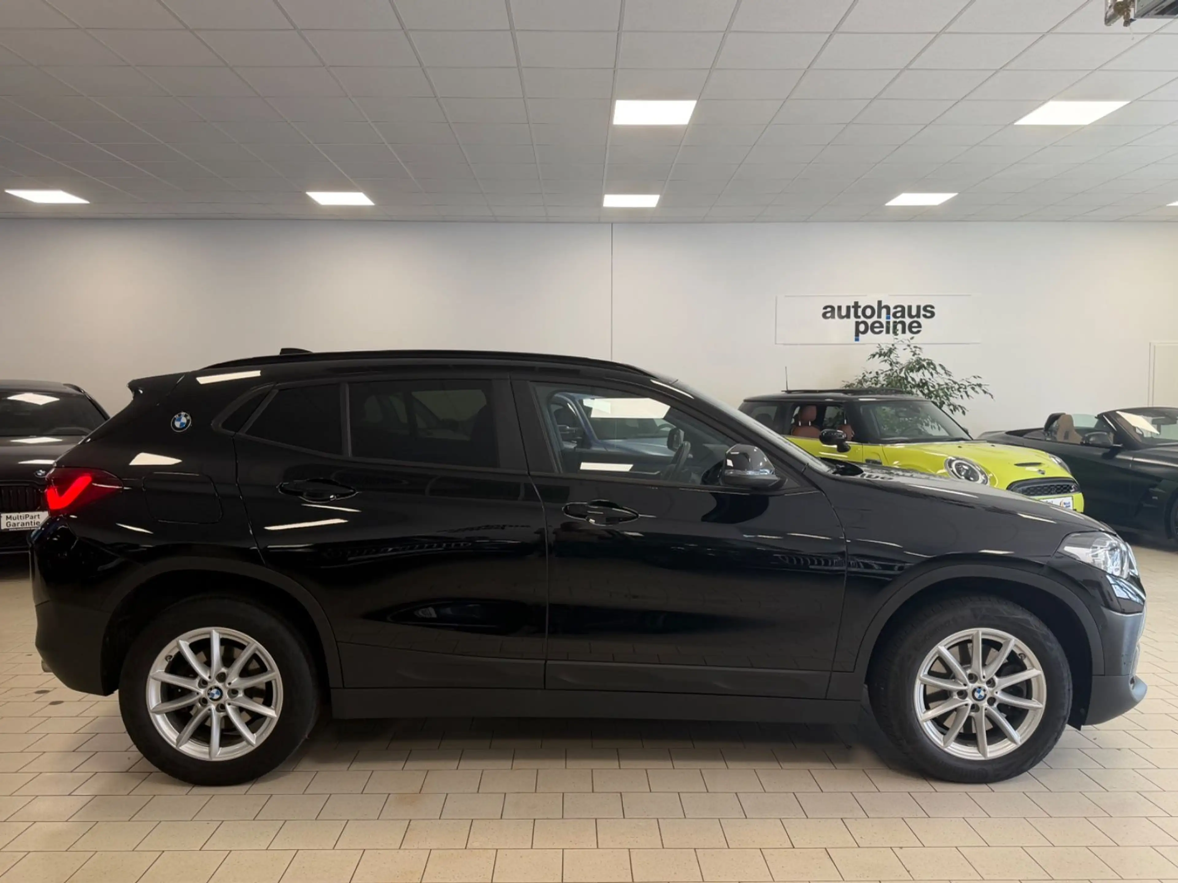 BMW X2 20d Aut/KeyLes/Park&DrivAs/HUD/LED/SpSitzMem — photo 11