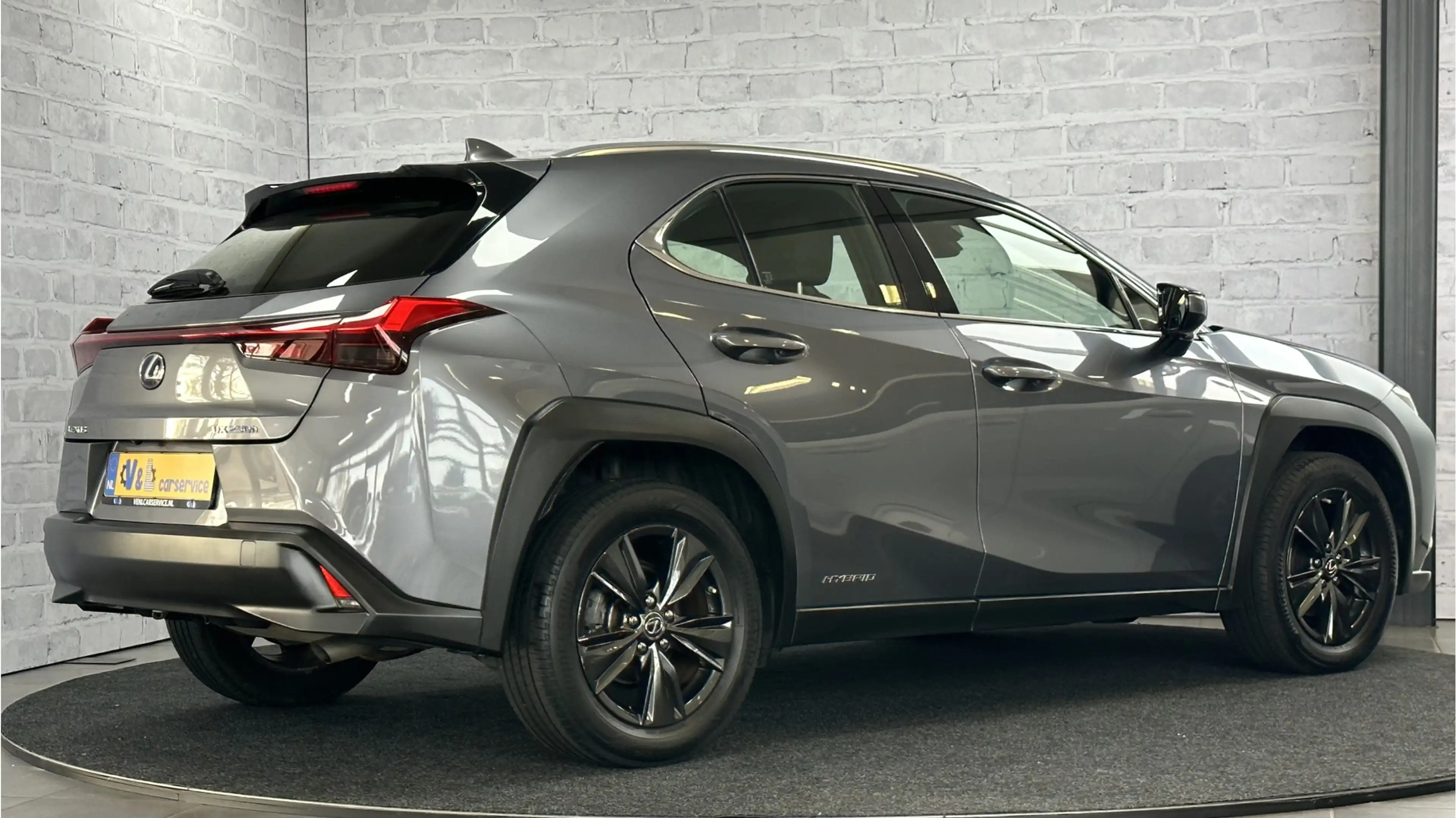 Lexus UX 250h First Edition VERKOCHT! Stoel/stuur verwr. Carpaly — photo 14