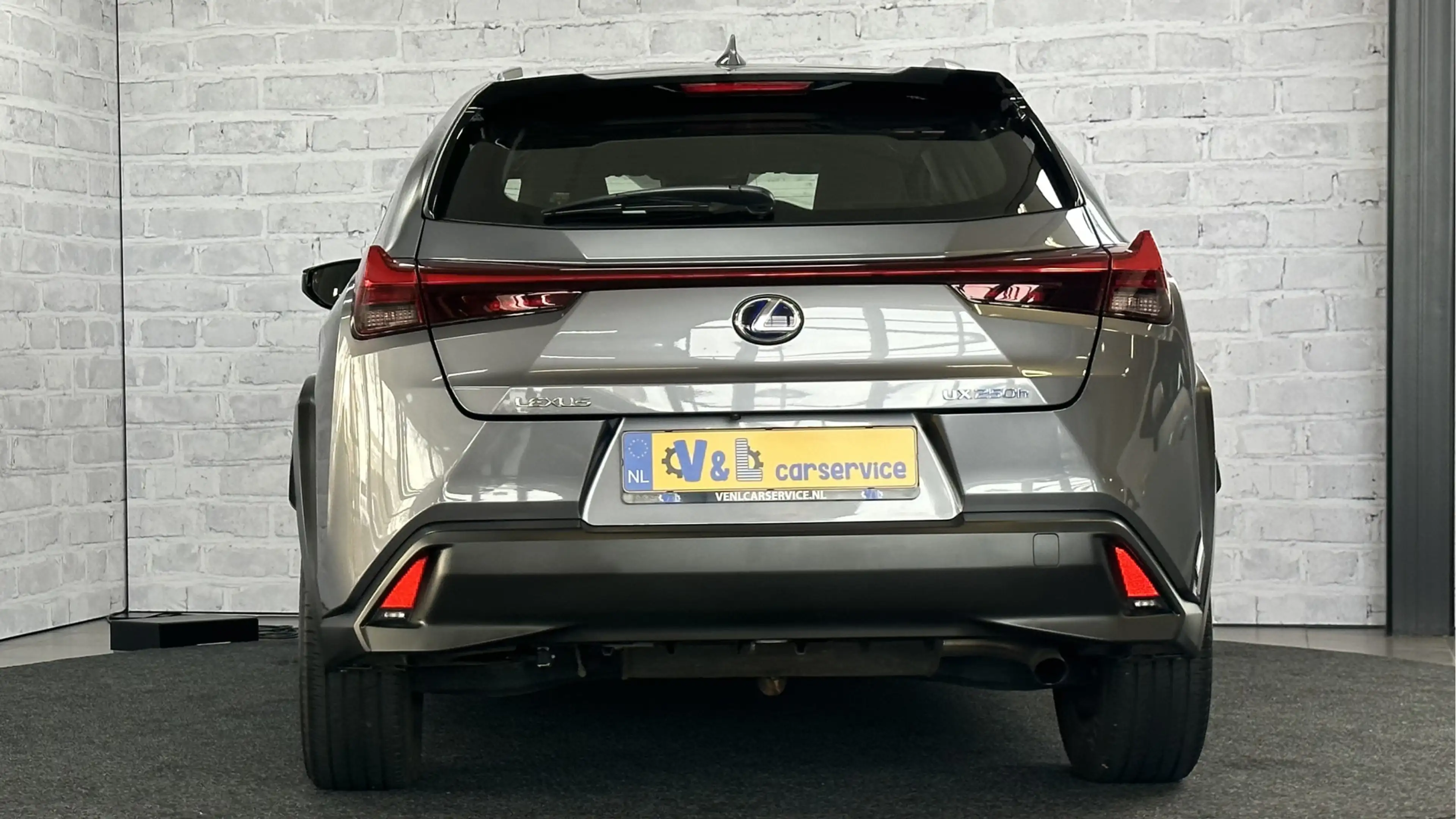 Lexus UX 250h First Edition VERKOCHT! Stoel/stuur verwr. Carpaly — photo 11
