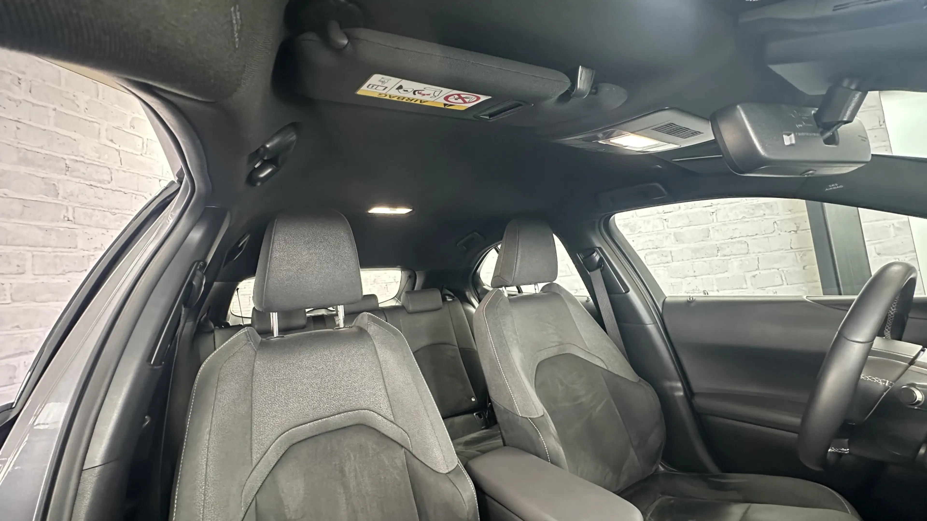 Lexus UX 250h First Edition VERKOCHT! Stoel/stuur verwr. Carpaly — photo 34