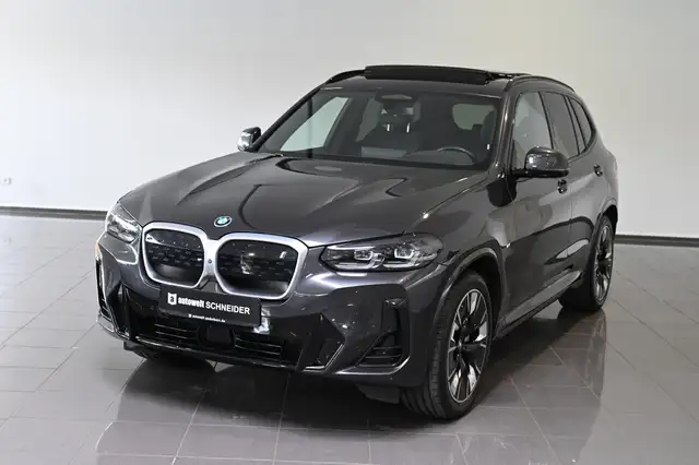 BMW X3 M Sport Impressive Pano ACC HUD H&K 20