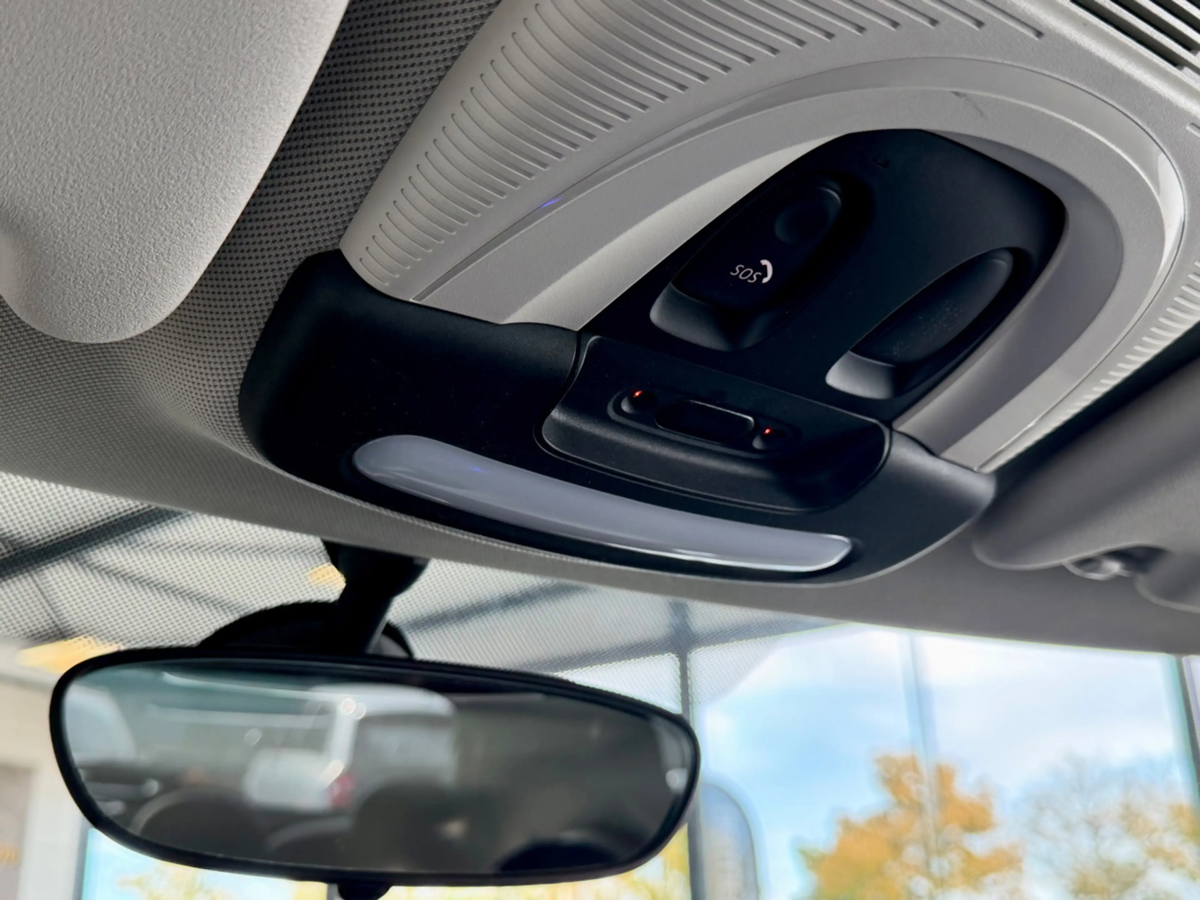 MINI One 1.5 5-deurs, NAP, 17 inch, PDC, Climate Control — photo 22