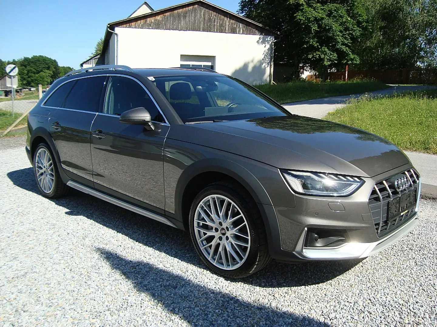 Audi A4 allroad A4 Allroad 40 TDI Mod 23 Matrix 204 PS Gris - 2