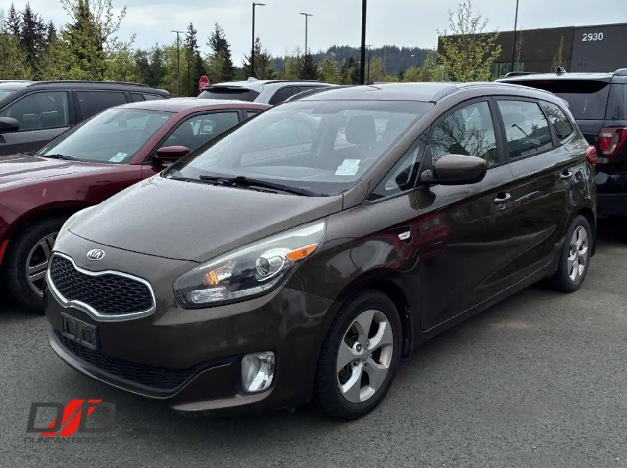 Kia Rondo снимка Kia Rondo