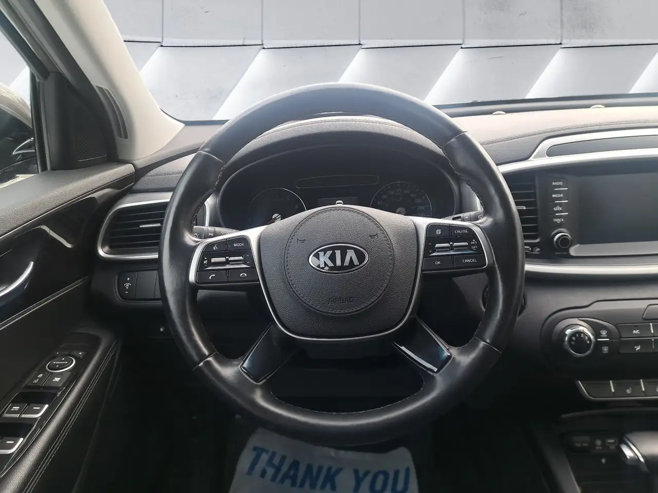 Kia Sorento снимка Kia Sorento