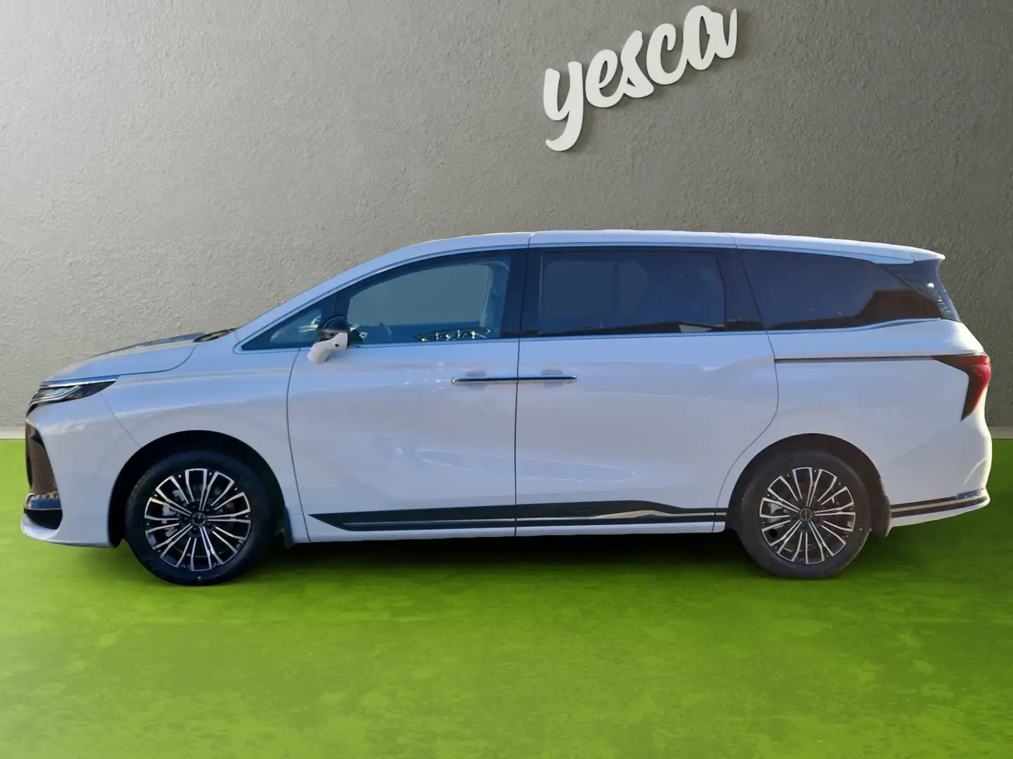 Forthing Sonstige 9 HEV #7-Sitzer #Vorsteuerabzugsfähig Weiß - 2