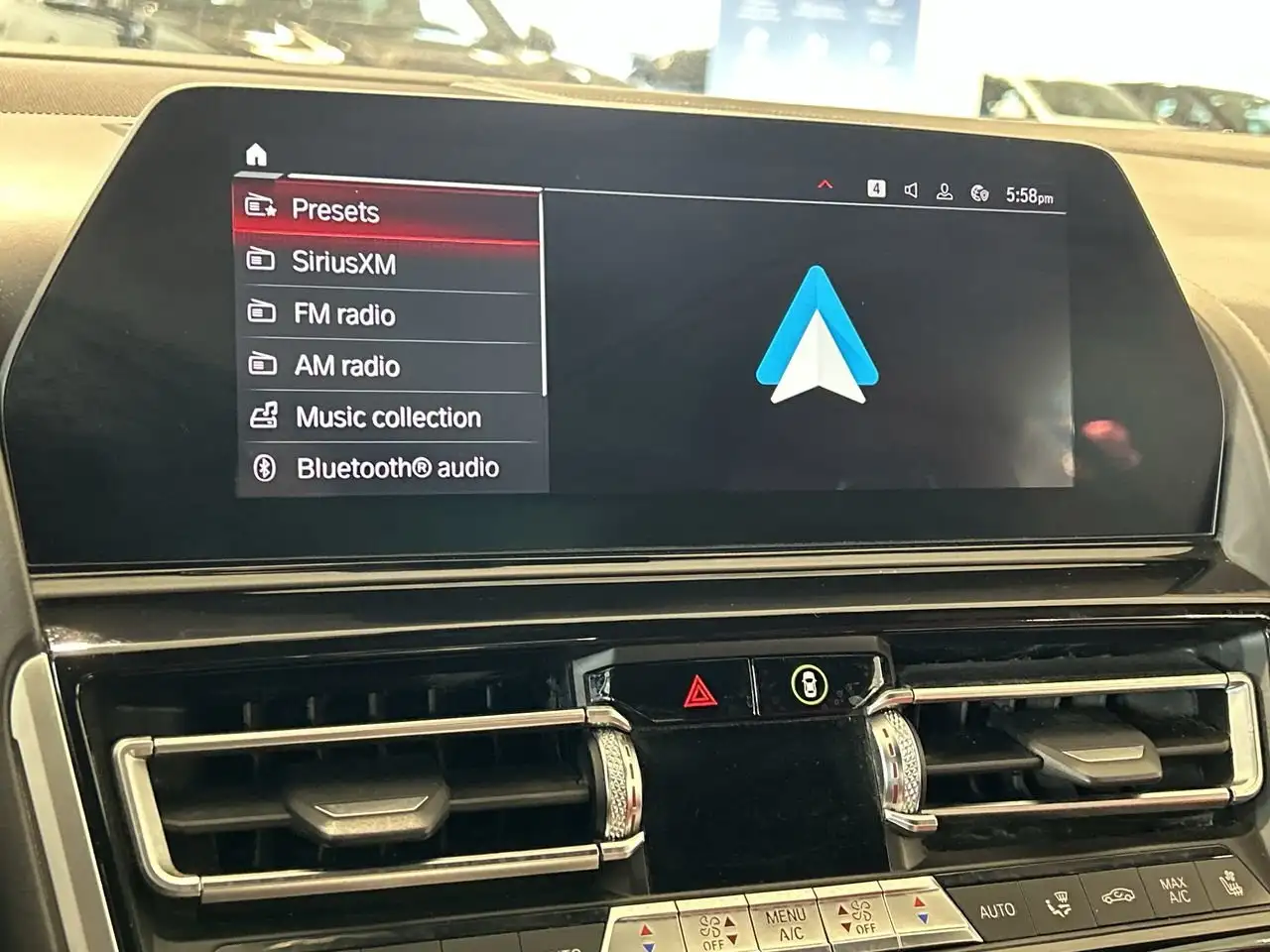 BMW M8 снимка BMW M8
