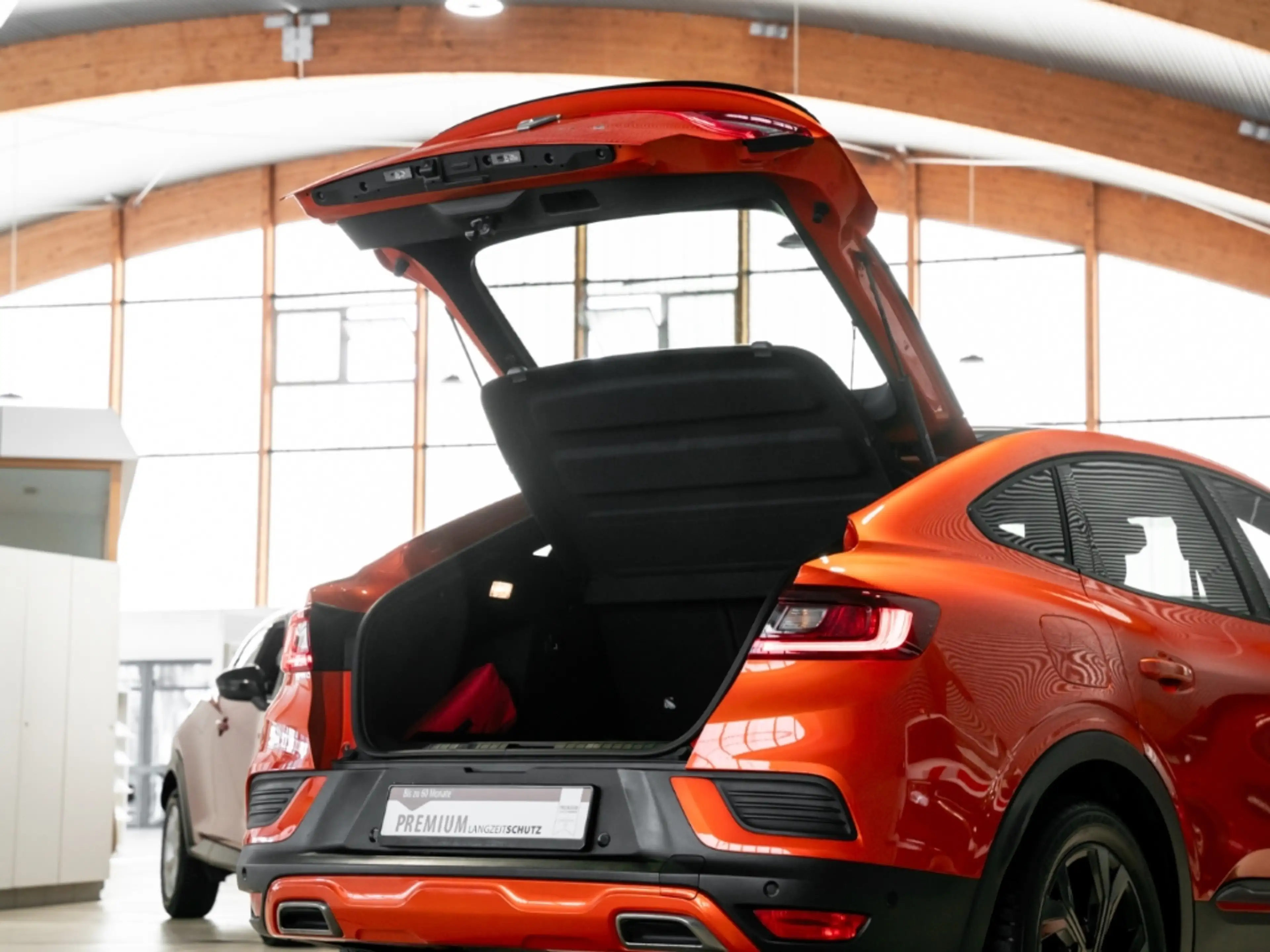 Renault Arkana R.S. Line Navi Apple CarPlay Android Auto Klimaaut — photo 9