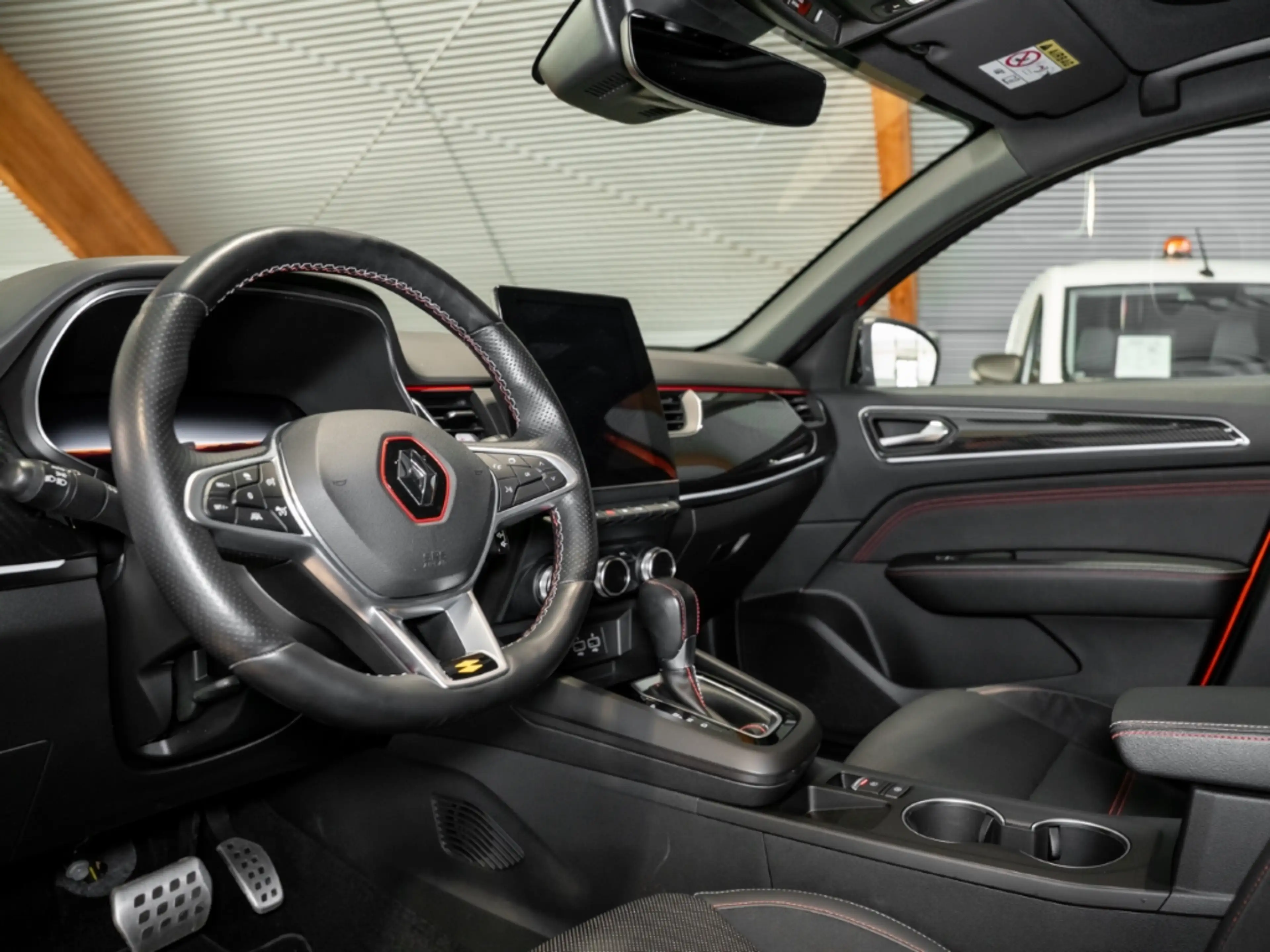 Renault Arkana R.S. Line Navi Apple CarPlay Android Auto Klimaaut — photo 6