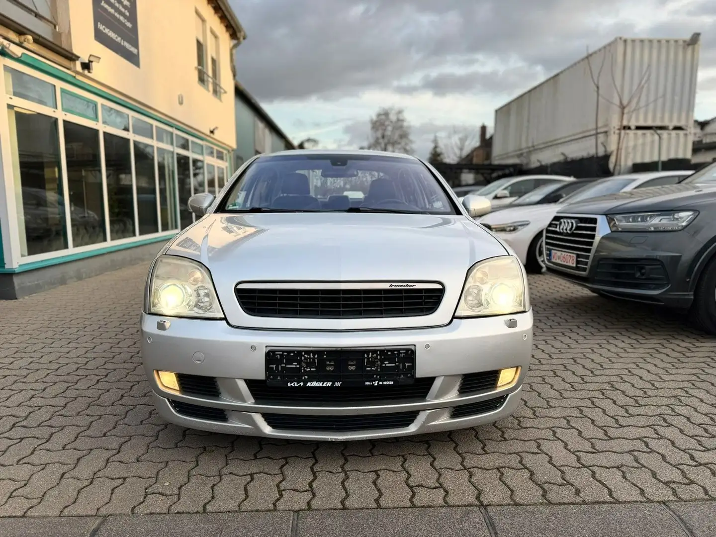 Opel Vectra Silverline2.2 16V*IRMSCHER*LEDER*NAVI*PDC Silber - 2