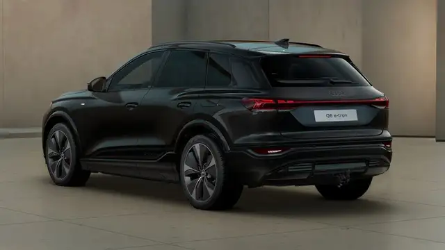 Audi E-Tron view 2