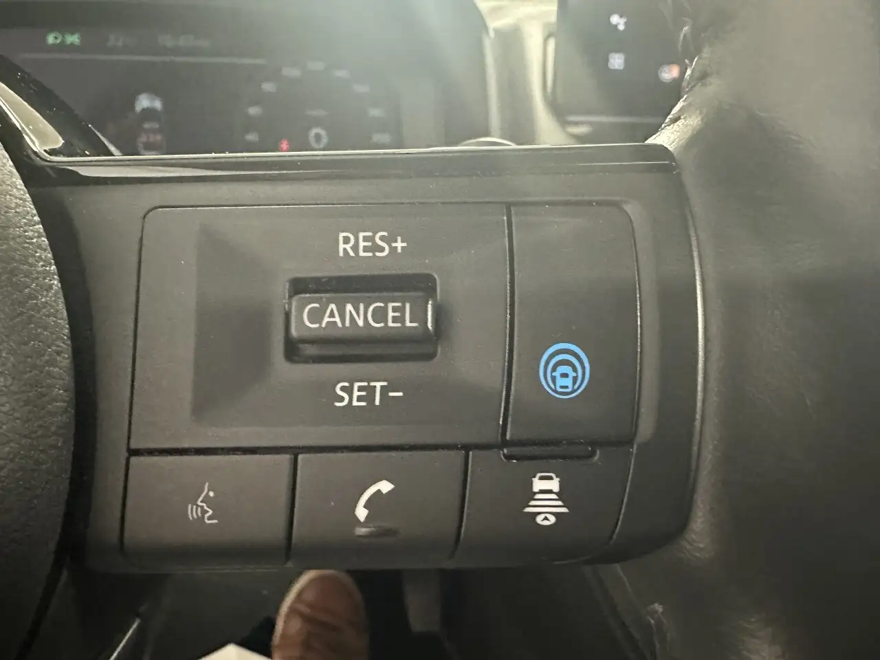 Nissan Rogue photo Nissan Rogue