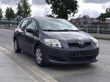 Auris 1.6i Dual VVT-i Linea Luna