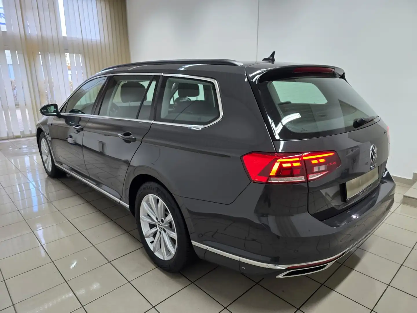Volkswagen Passat Variant 1.4 TSI GTE LED CarPlay Navi Kamera ACC AHK Gris - 2
