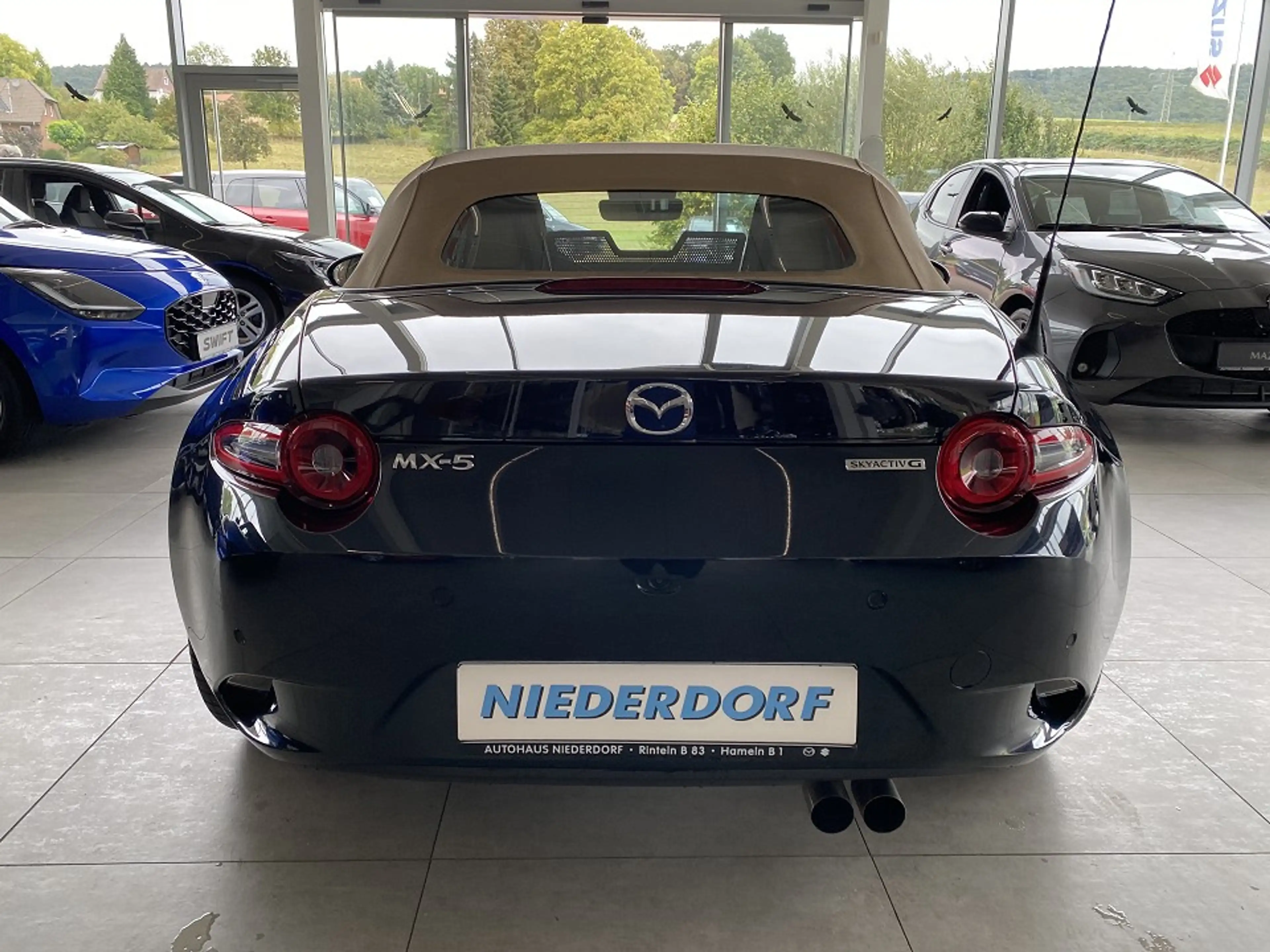 Mazda MX-5 2.0 Kazari BOSE NAVI NAPPALEDER — photo 13
