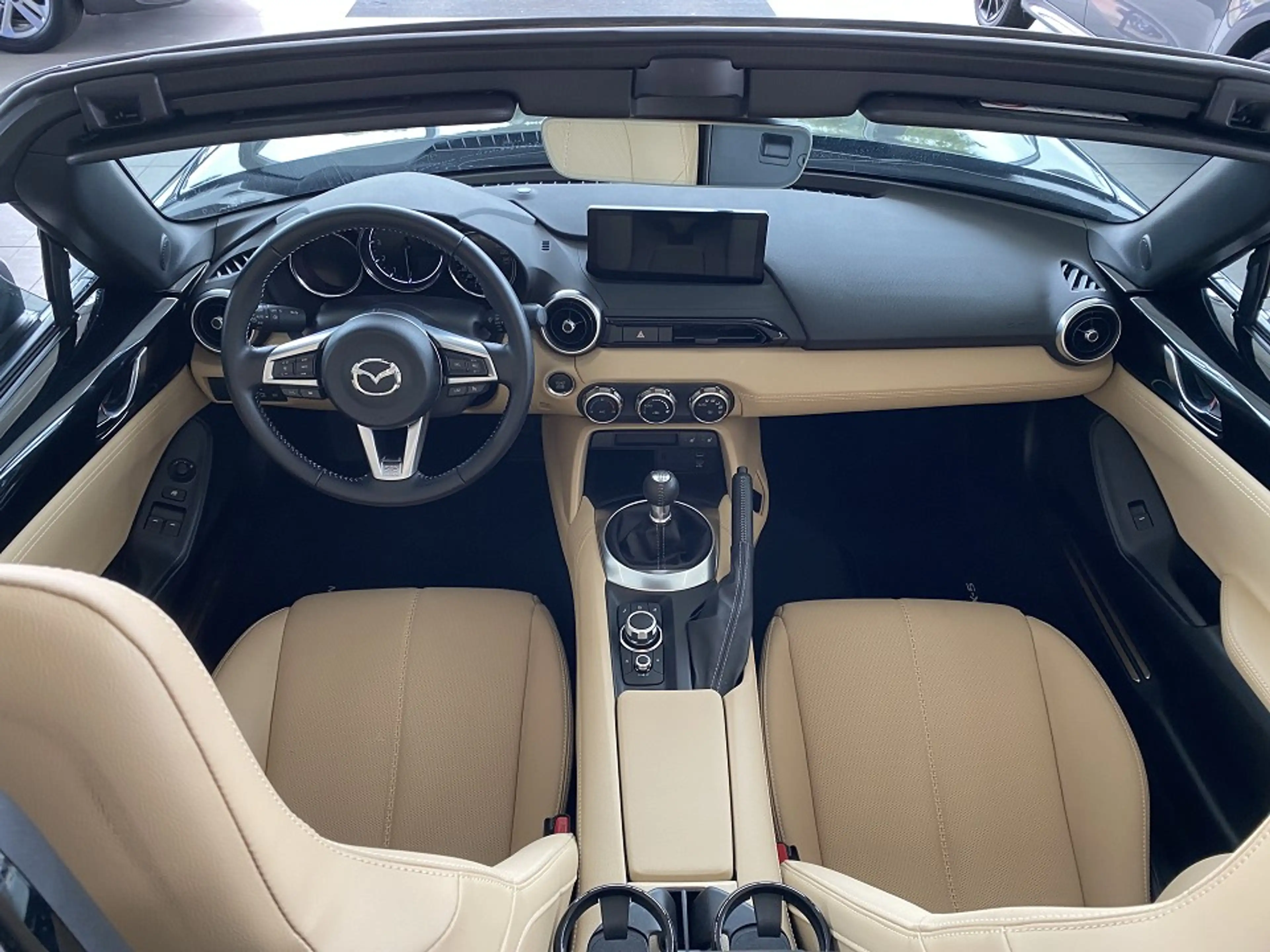Mazda MX-5 2.0 Kazari BOSE NAVI NAPPALEDER — photo 3