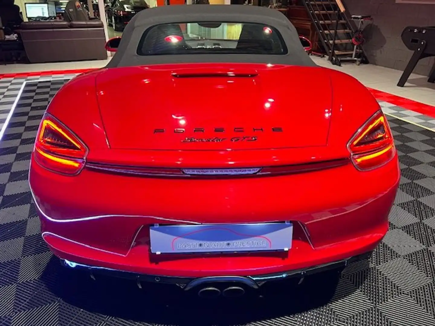 Porsche Boxster GTS Rouge - 2