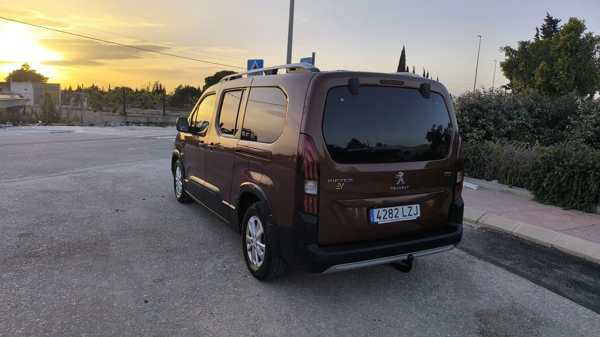 Peugeot Rifter 1.5BlueHDi S&S Long GT Line EAT8 130 - 1
