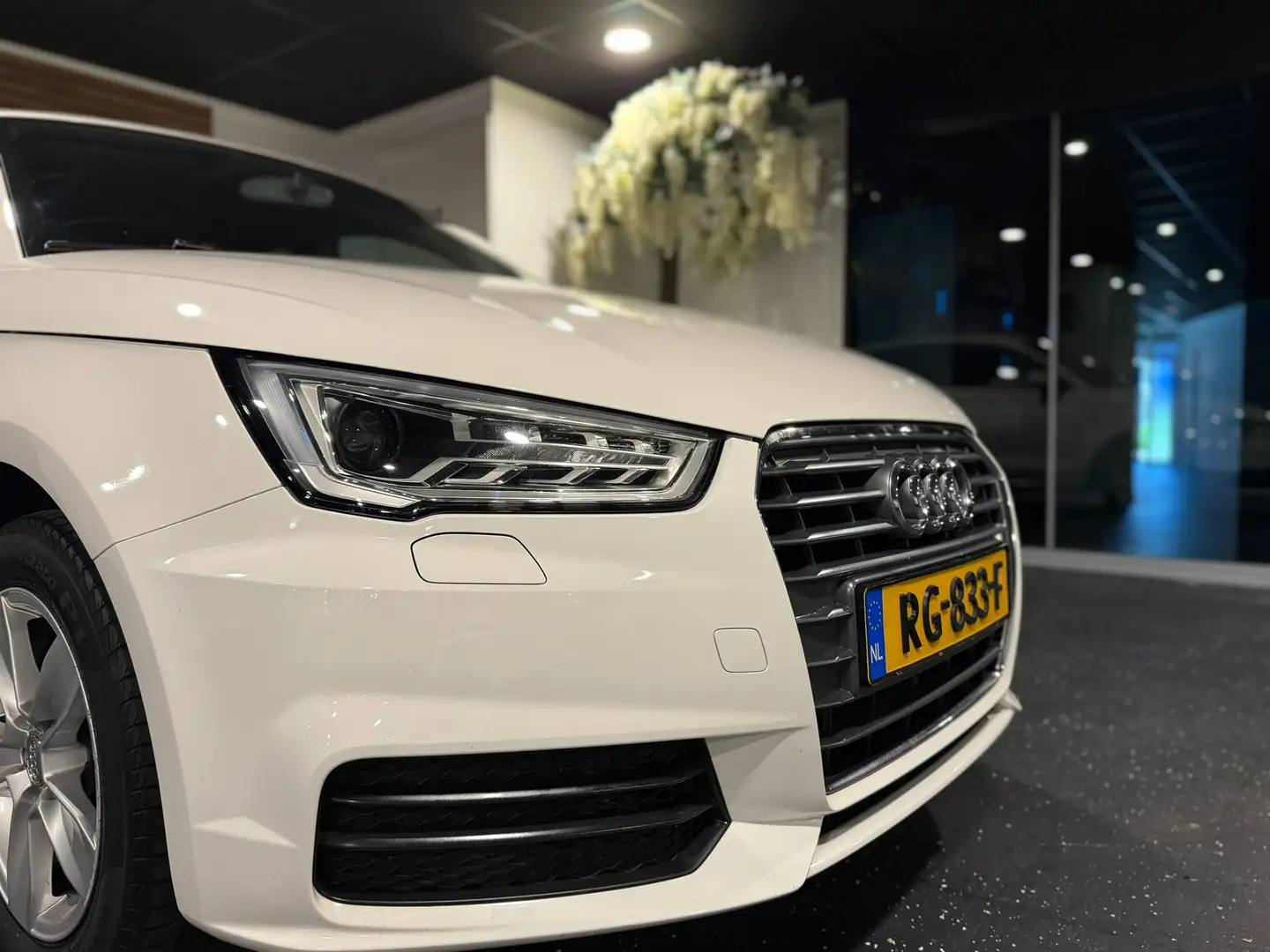 Audi A1 Sportback 1.0 TFSI LED/NAVI/CRUISE/NWE APK. Alb - 2
