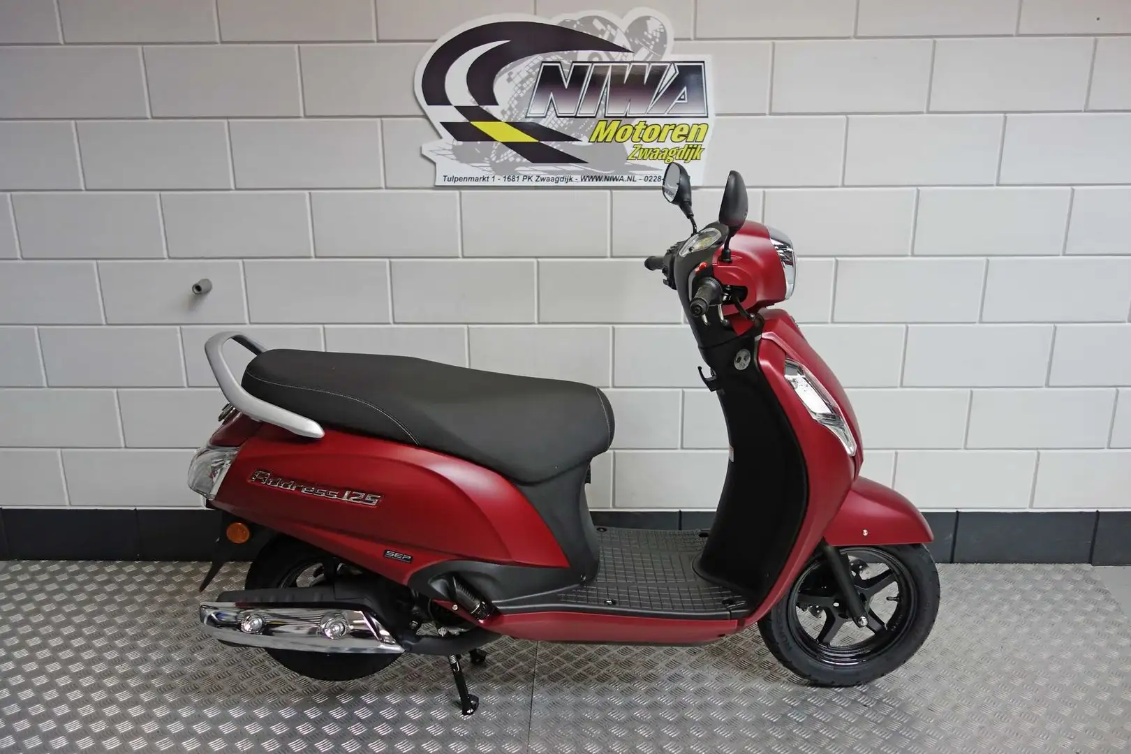 Suzuki Address 125 Rood - 1