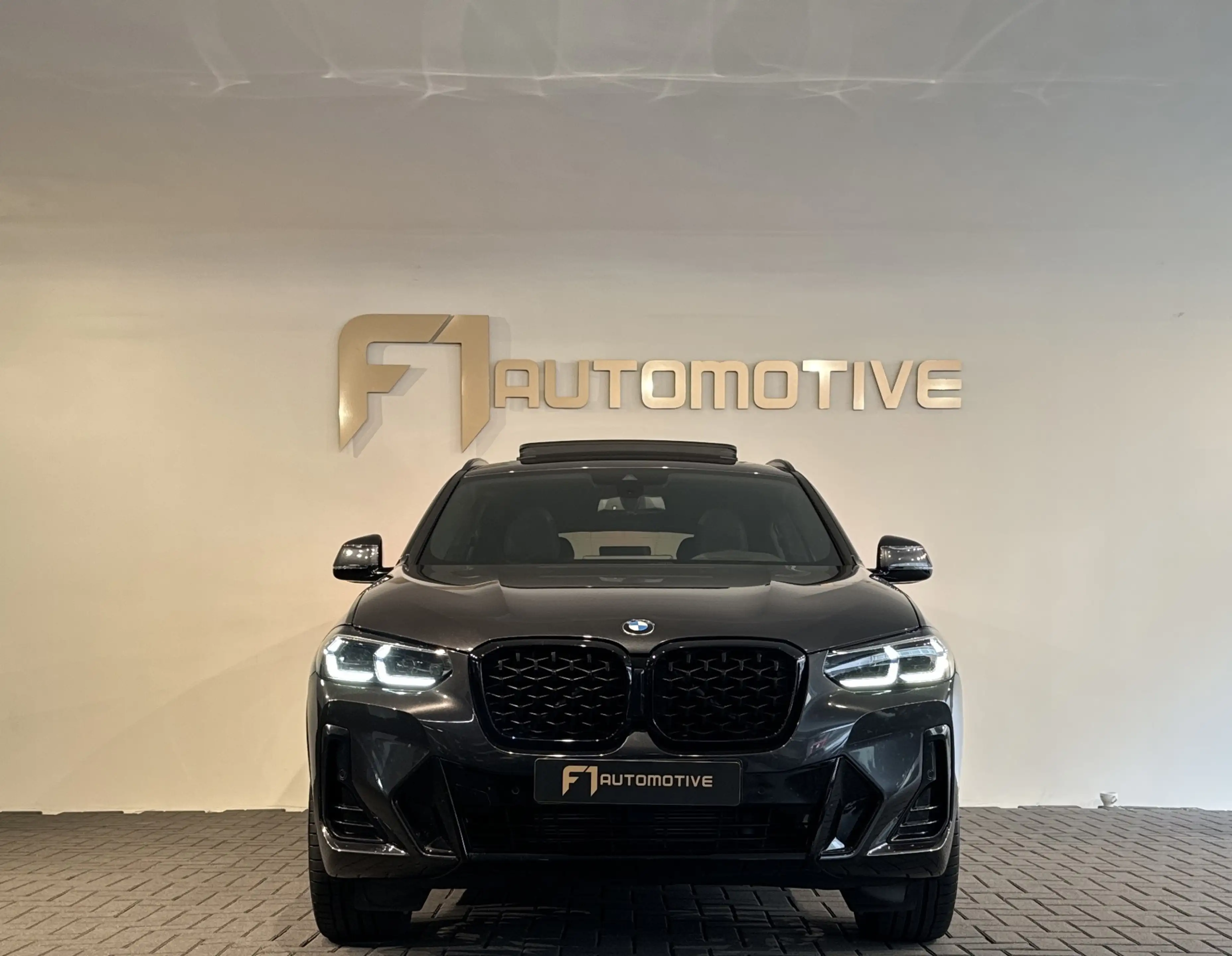 BMW X4 XDrive20i Business Edition Plus — photo 2