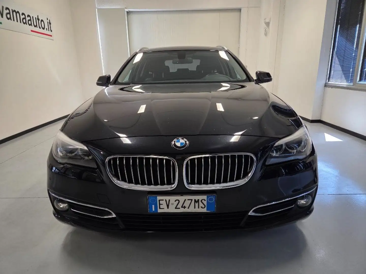 BMW 520 d EURO6 Xdrive Nero - 2