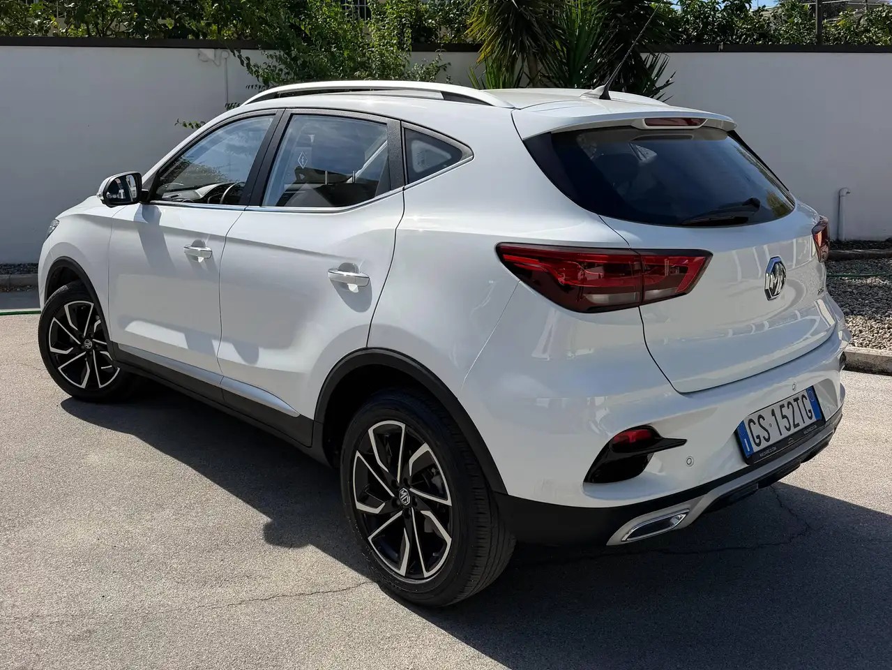 MG ZS