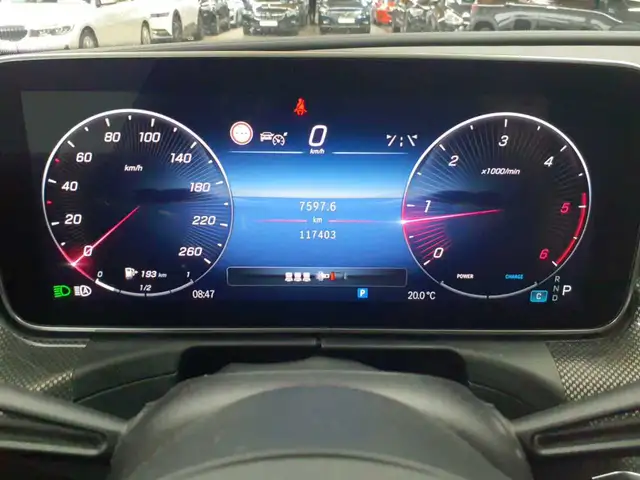 Mercedes-Benz C-Class view 11