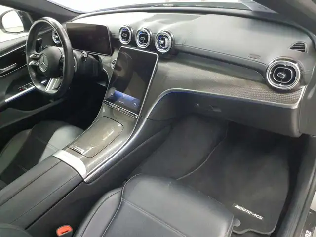 Mercedes-Benz C-Class view 9