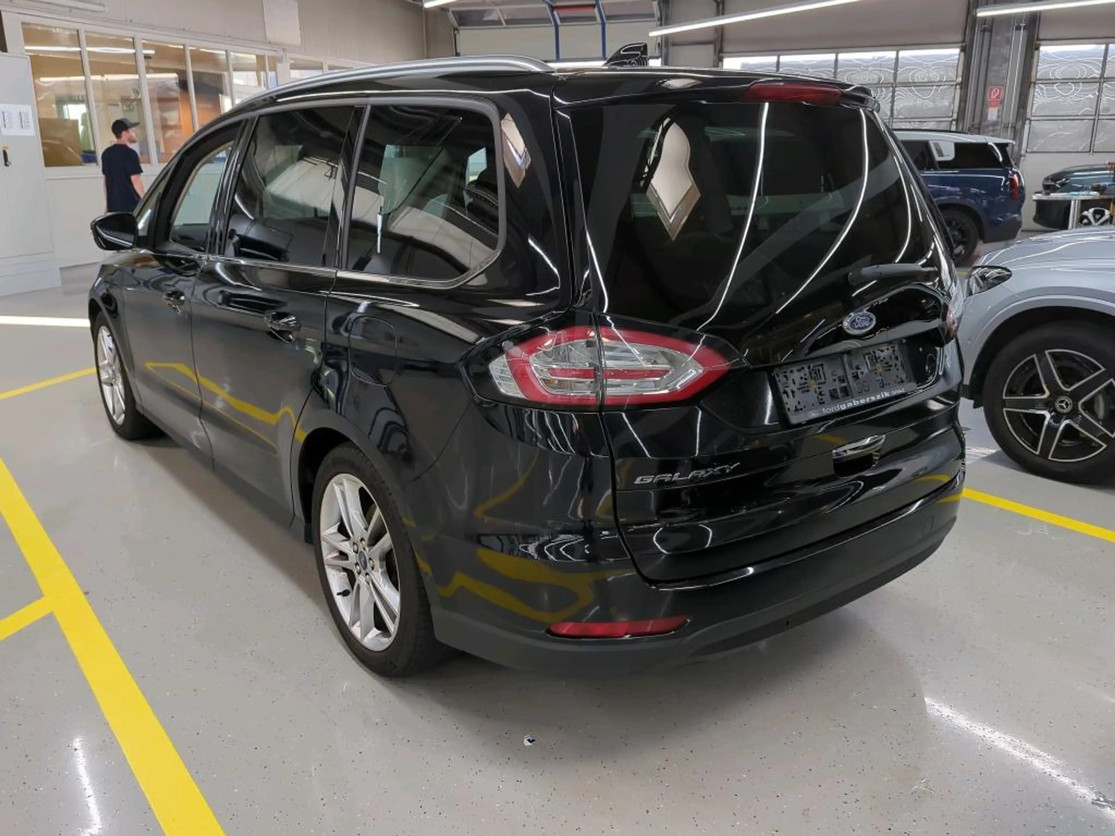 Ford Galaxy Titanium 2,0 EcoBlue Aut. * ACC, Panorama, Sony, Kamera, usw...* — photo 2