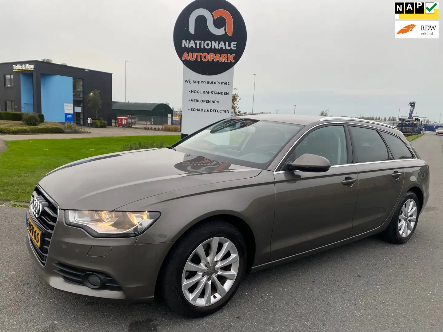 Audi A6 Avant 2013 * 2.0 TDI Business Edition * AUTOMAAT * Gris - 1