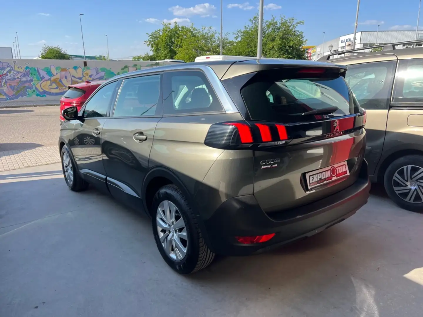 Peugeot 5008 1.5BlueHDi S&S Active 130 Gris - 2