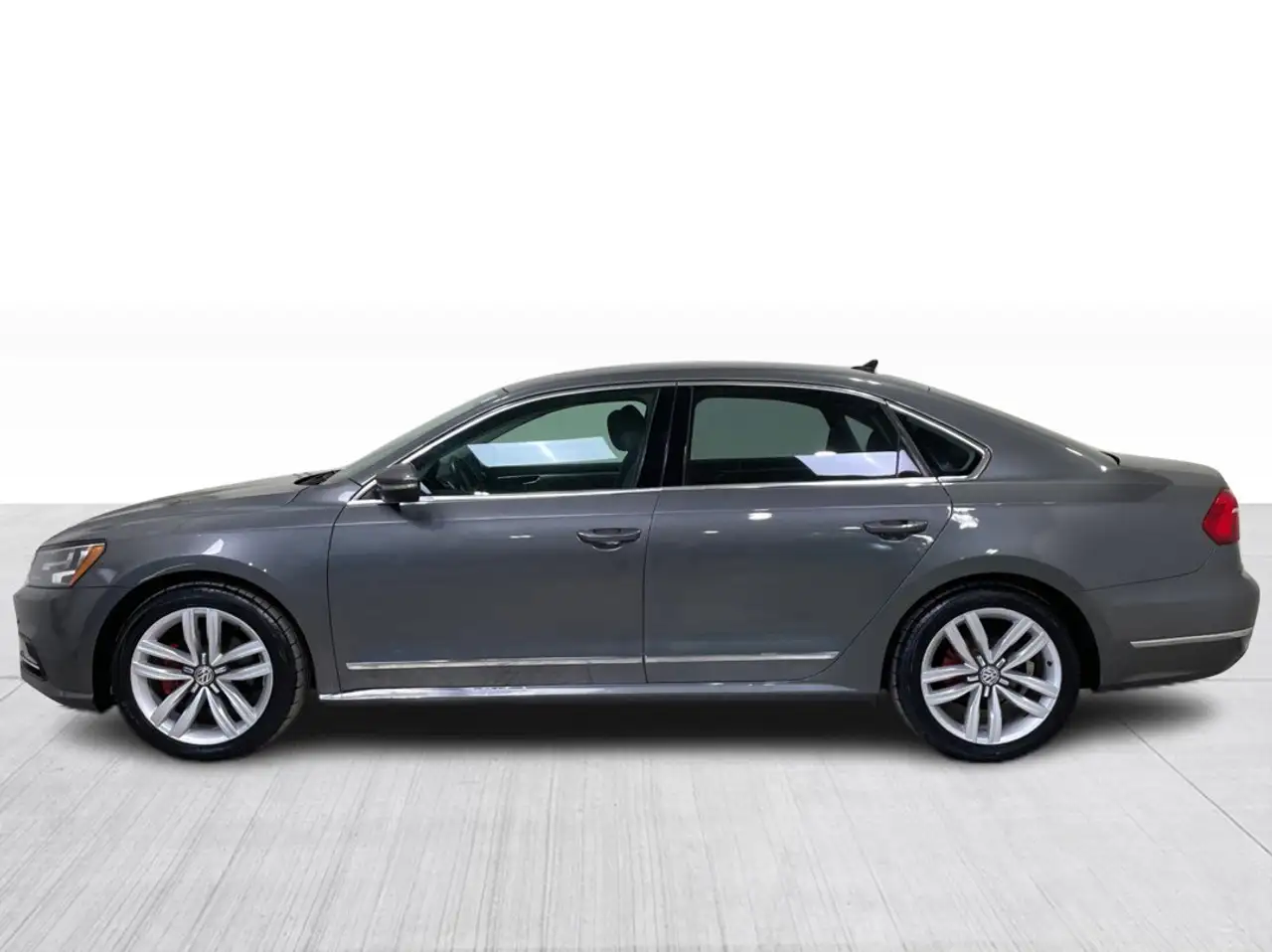 Volkswagen Passat снимка Volkswagen Passat
