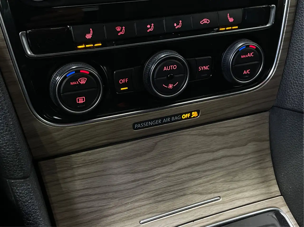 Volkswagen Passat снимка Volkswagen Passat